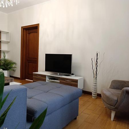 Aura On Tynystanova Street 199 Apartment Bishkek Bagian luar foto