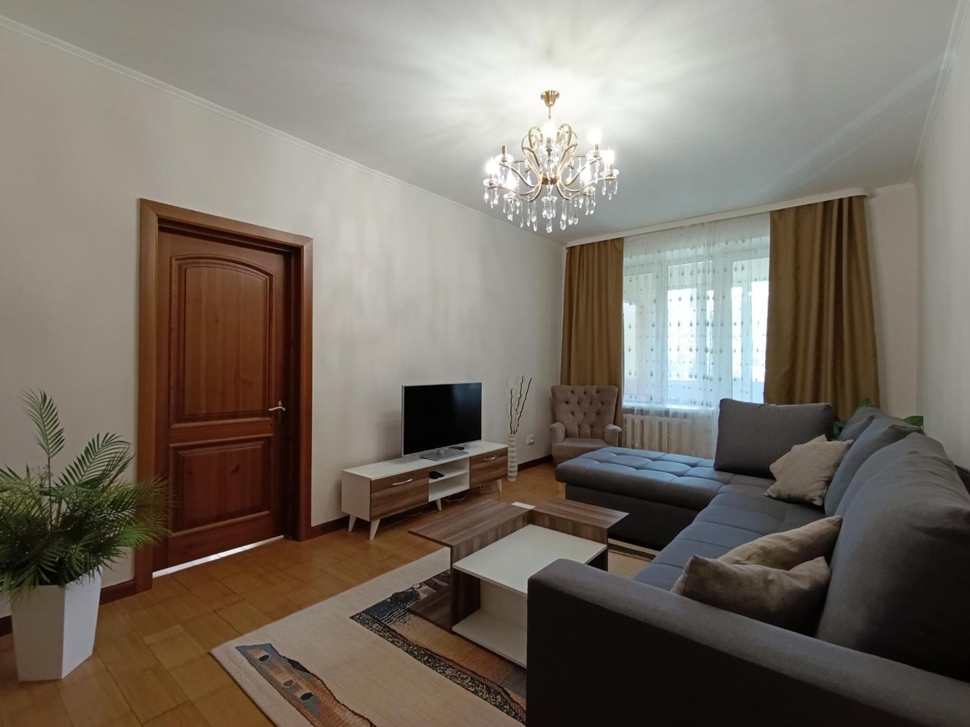 Aura On Tynystanova Street 199 Apartment Bishkek Bagian luar foto