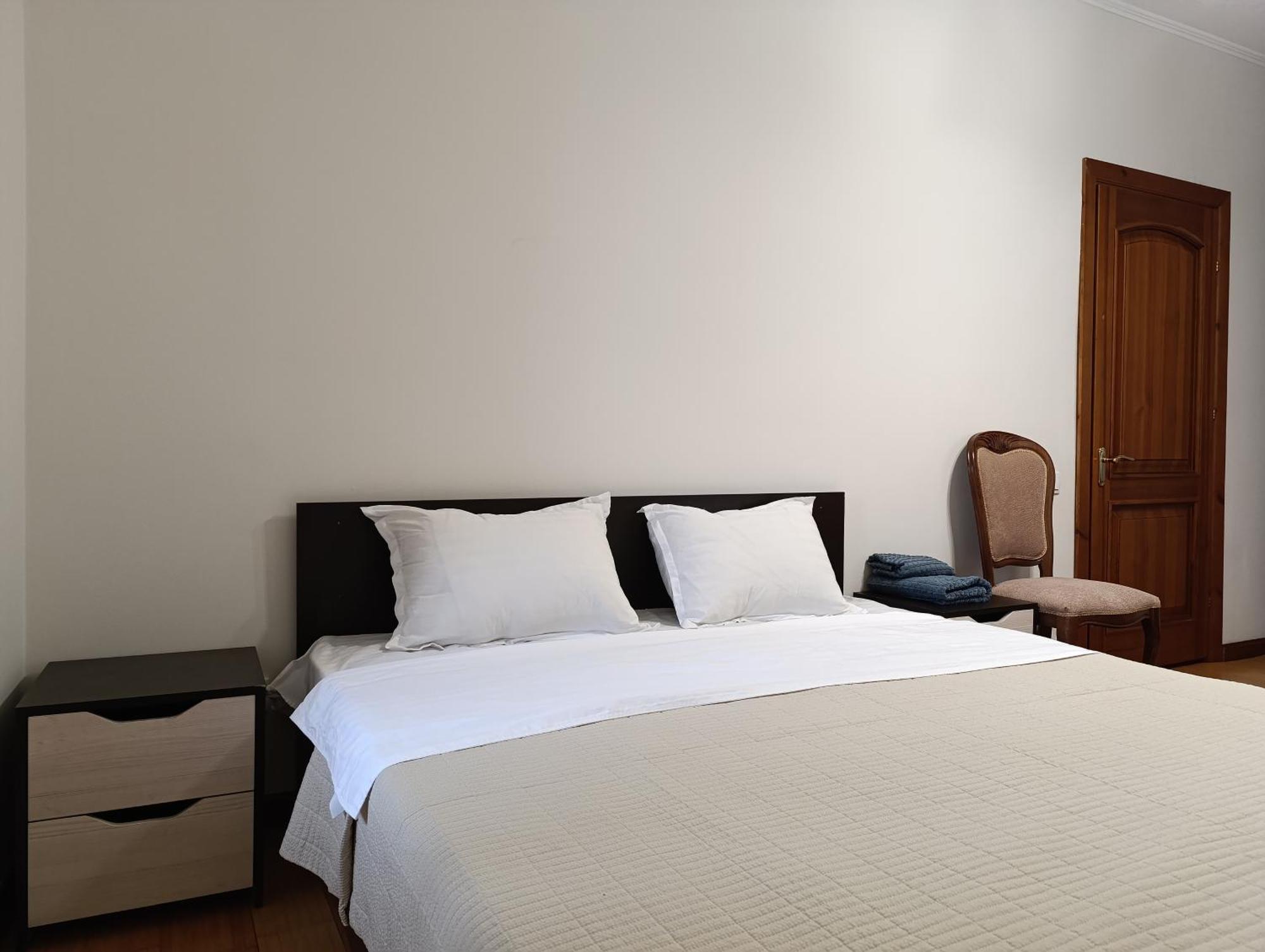 Aura On Tynystanova Street 199 Apartment Bishkek Bagian luar foto